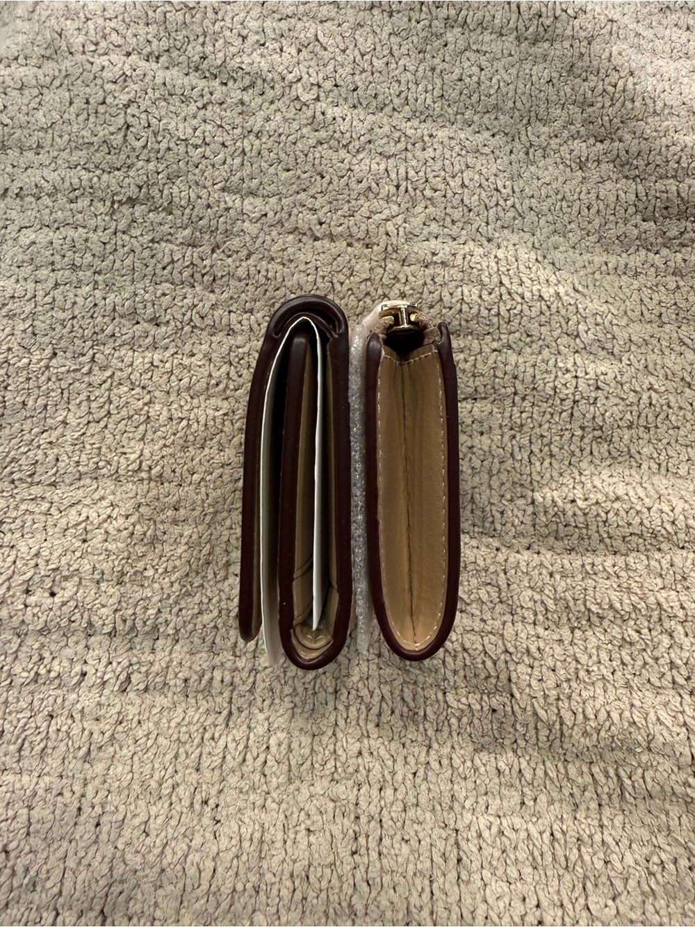 🤍New Coach Sand/Tan Signature Canvas & Leather Card Holder Wallet (Exclusive) - Picture 3 of 9